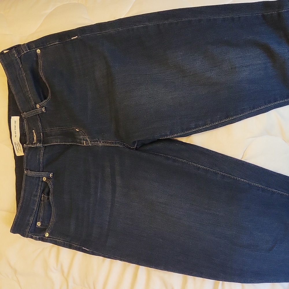 Levi jean mid rise skinny crop